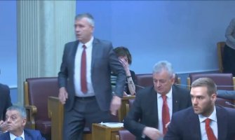 Stanišić Pavloviću: Nemoj da se baviš lažima i nemoj više jedne