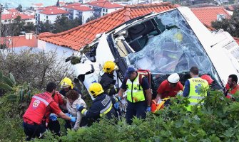 Madeira: Autobus sa njemačkim turistima sletio s puta i prevrnuo se, 29 mrtvih (FOTO/VIDEO)