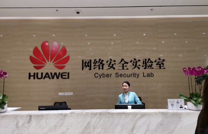 Huawei jedan pametni telefon proizvodi za manje od 30 sekundi 