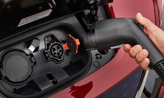 U CG registrovano 106 vozila na električni pogon 