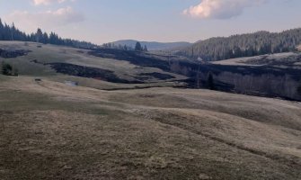 U Mojkovcu veliki požar, vjetar otežavao gašenje