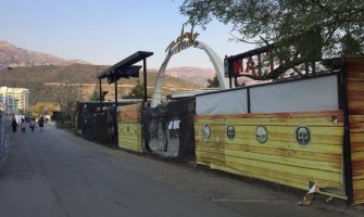 Rušenje diskoteka i objekata brze hrane zakazano za 24. i 25. april