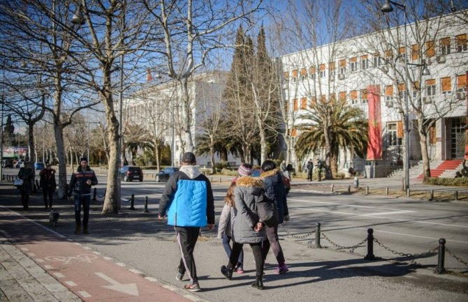 Crnogorci među tužnijima u regionu ali znaju da uživaju i manje osjećaju stres