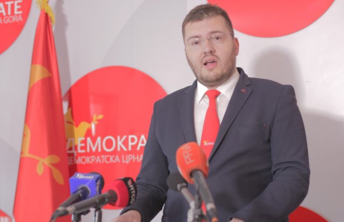 Demokrate: Novi dokazi za nezakonito finansiranje DPS-a