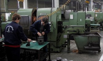  Jedinstven slučaj u Srbiji: Radnici otkupili fabriku poslije stečaja i oživjeli je(FOTO)