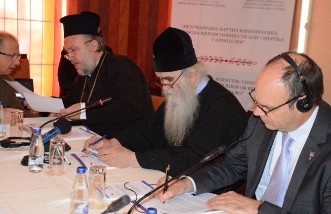 Amfilohije: Nacrt zakona o slobodi vjeroispovijesti primitivniji nego iz vremena komunističke Jugoslavije