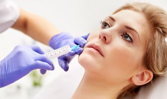 Dvije žene zaražene HIV-om tokom kozmetičkog tretmana lica