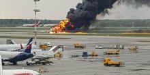 Avionska nesreća u Rusiji: Putnici gledali kako gori krilo, istražitelji ispituju više verzija (VIDEO)