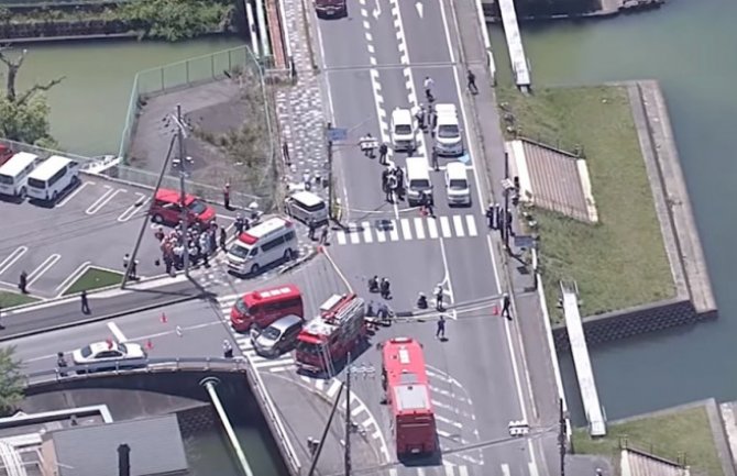 Japan: Automobil uletio u grupu mališana iz vrtića, dvoje djece poginulo(VIDEO)