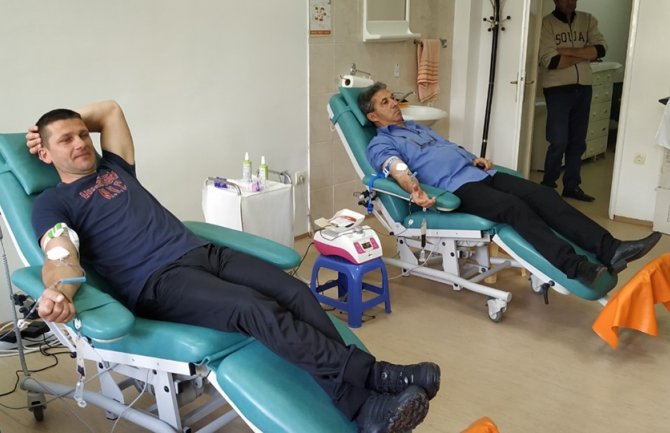 Priznanja za humane Bjelopoljce koji su krv dali od 5 do 150 puta