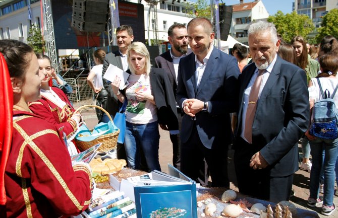 Šehović: Bolje biti dobar poslastičar, nego prosječan ili loš pravnik