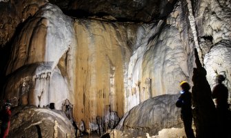 Potpisan ugovor o izgradnji elektroenergetske infrastrukture za napajanje Đalovića pećine