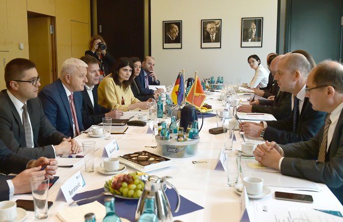 Crna Gora ne traži prečice i povlastice od svojih partnera