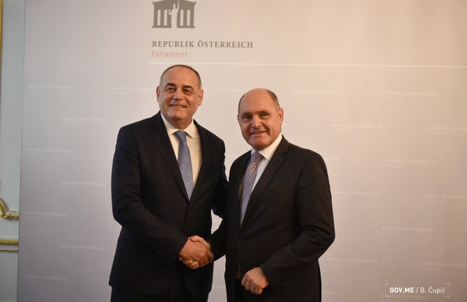 Crna Gora da nastavi da napreduje i sprovodi reformske mjere