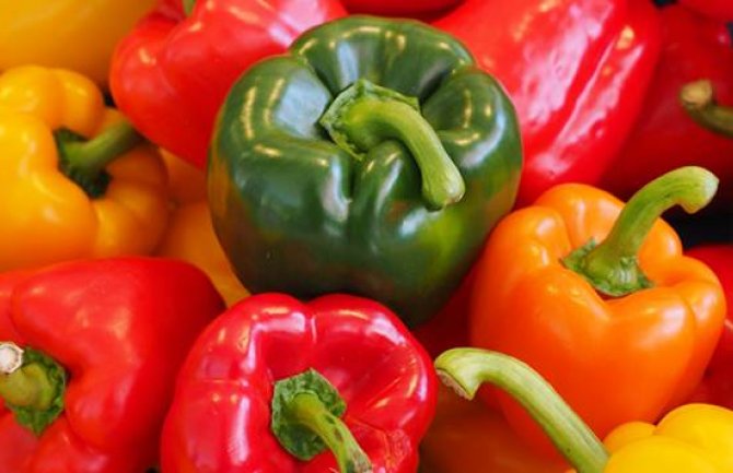 Zabranjen uvoz 25 tona paprika 