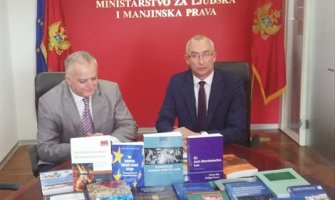 Donacijom Vlade Mađarske započela realizacija projekta biblioteke o ljudskim pravima