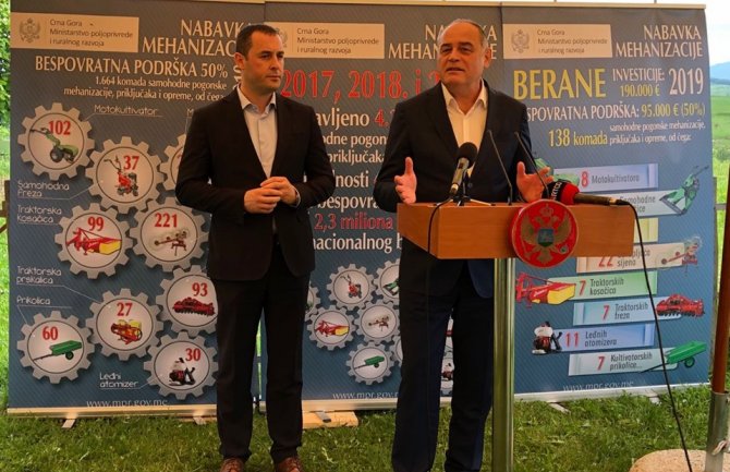 Simović u Beranama: Sa manje žuljeva i manje znoja biće više pokošenih livada i obrađenih njiva