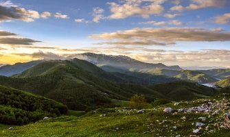 Jedan se izgubio, 4 krenula da ga traže: Spašeni čobani na Bjelašnici