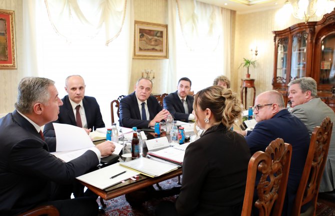 Projektima do rješenja koja će preporoditi grad i pružiti novu šansu žiteljima Cetinja