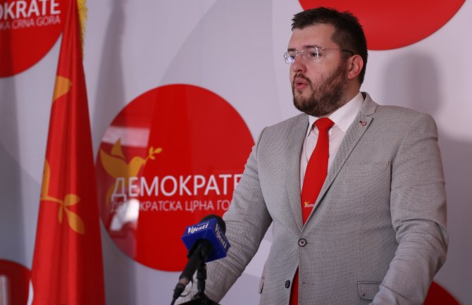 Demokrate: Afera ,,Gornja Zeta