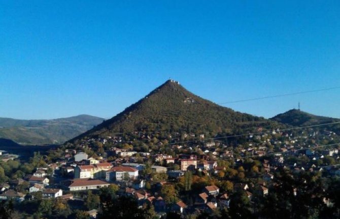 Na Kosovo se vraća 27 porodica iz CG