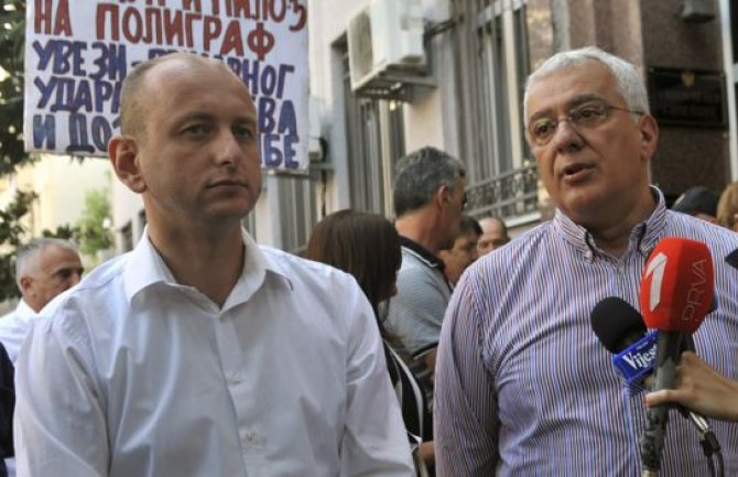 Proslava Dana Rusije bez Mandića i Kneževića: Lideri DF-a ljuti na ambasadora Rusije