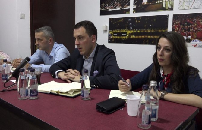 Vuković u Bloku V i VI: Novo igralište za 15 dana, uskoro rekonstrukcija Tološke šume