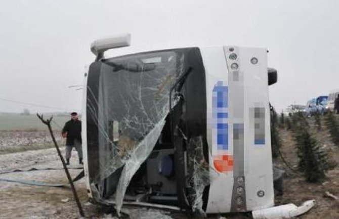 Venecuela: 18 mrtvih u autobuskoj nesreći