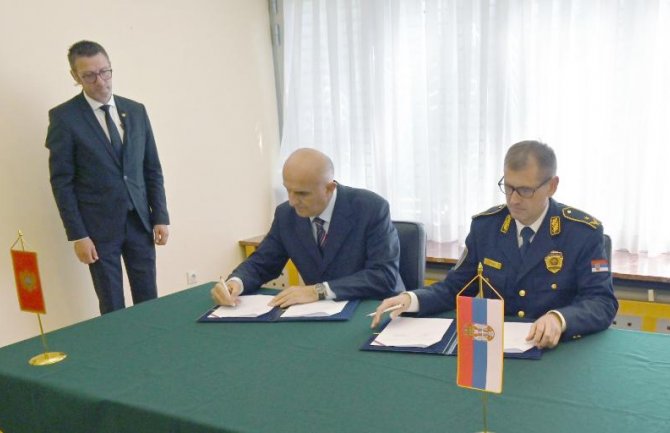 Policajci iz Srbije i ovog ljeta na CG primorju