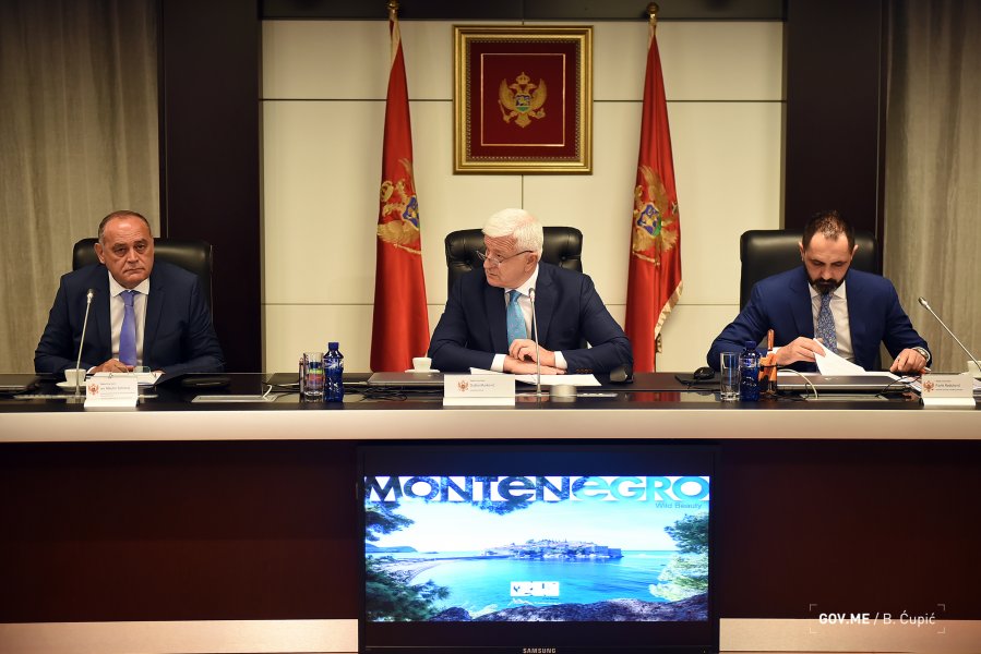 48079813686f0f530cdd6o