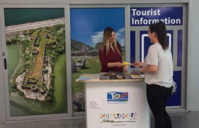 Info punktovi na Aerodromu i Autobuskoj