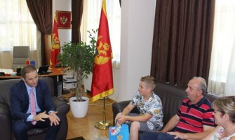 Ministar primio malog heroja: Vrijednosti koje pokušavamo da usadimo vaspitanjem i obrazovanjem ti već imaš