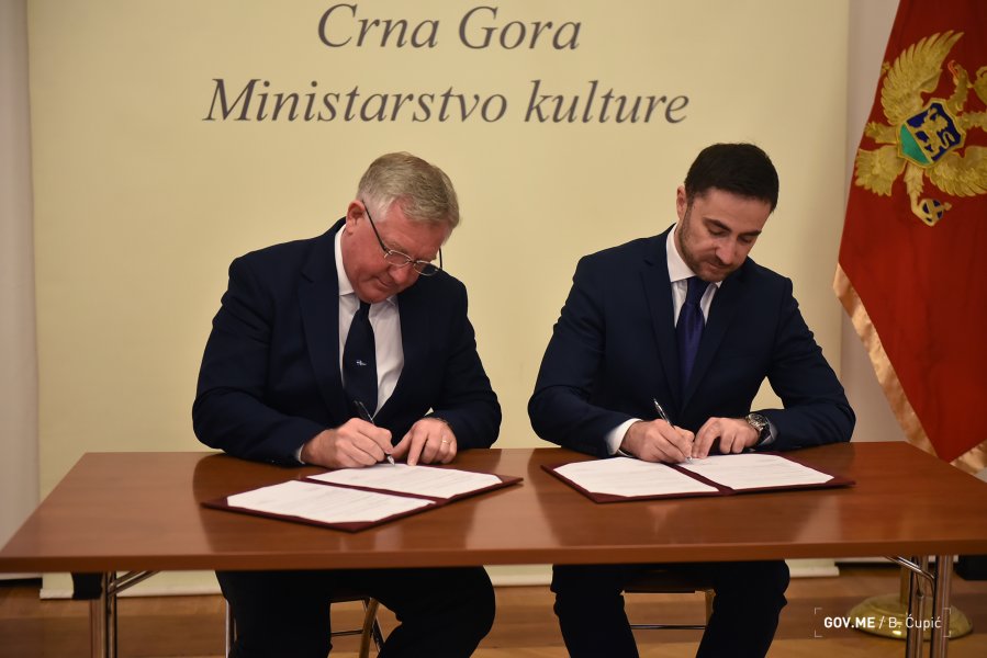 48096823551b63f0df4f1o