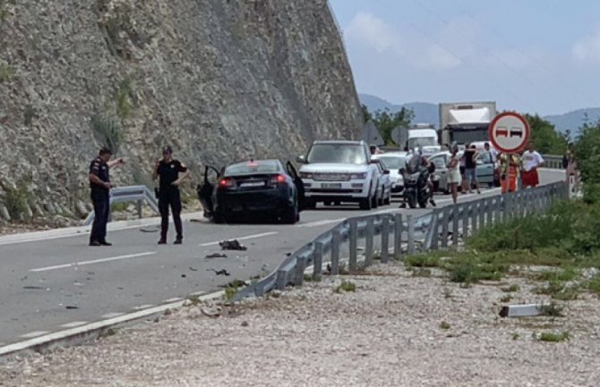 Udes na putu Cetinje – Budva, ima povrijeđenih