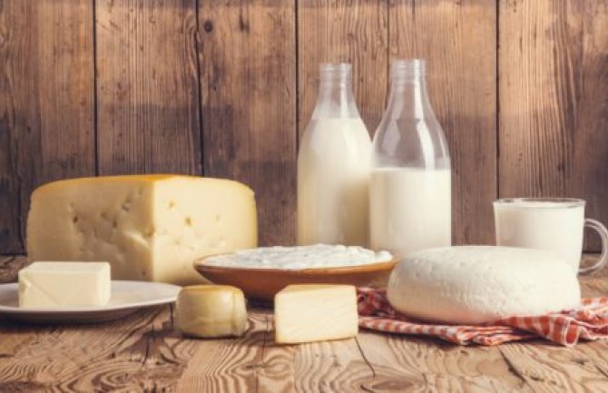 Sve više farmera prerađuje mlijeko u sir