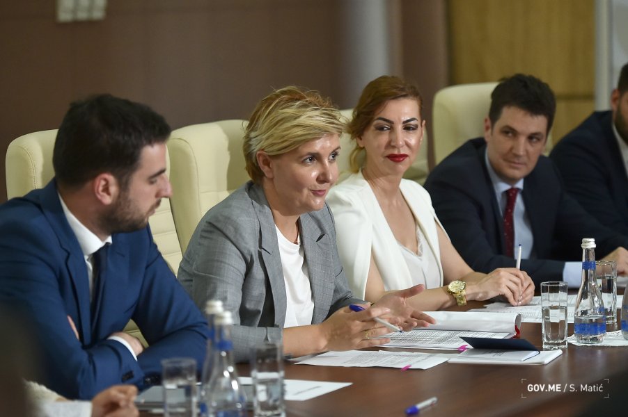 48126321917e145fb5e25o