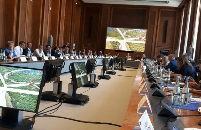 EU dodijelila dodatnih 3,6 miliona eura za pripremu investicija u digitalnu infrastrukturu i željeznicu