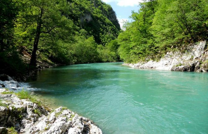 Sezona splavarenja Tarom počela: Iskustvo koje mora da se doživi