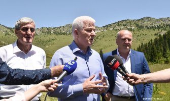 Vjerujemo da ćemo otvoriti nova radna mjesta i nove prilike za mlade i učiniti život u Rožajama kvalitetnijim