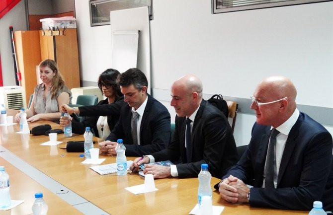 Predstavljen mali aparat od velike pomoći za slabovide osobe