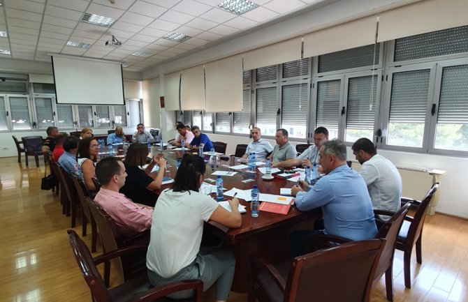 Tivat: Ugrožena opštinska saobraćajna infrastruktura