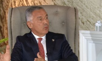 Đukanović: Odnosi sa Srbijom nijesu kao što su bili (VIDEO)