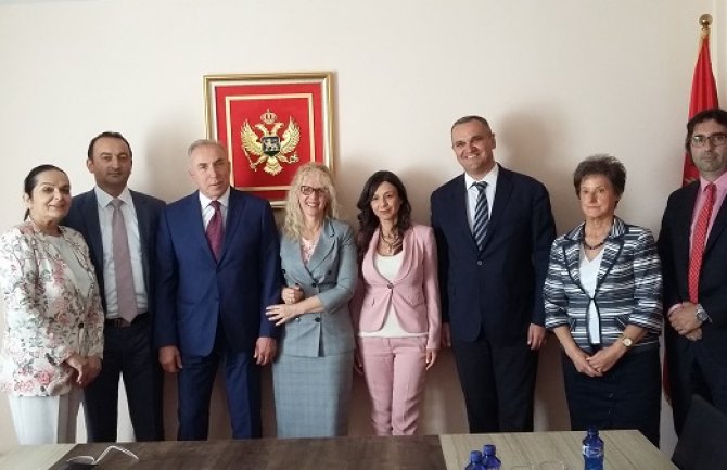 Državni tužioci Đalović i Lakić položili zakletve 