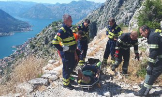 Kotorski spasioci izvukli Belgijanku koja je pala i povrijedila se na starom putu od Njeguša do Kotora