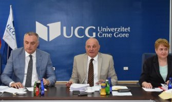 Za specijalističke studije ukupno 2.560, za magistarske 606 mjesta