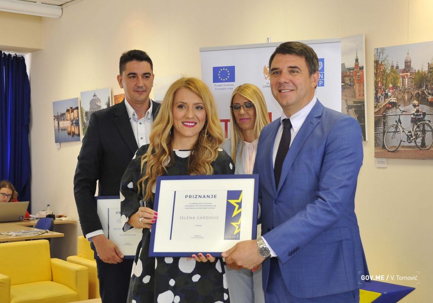 4829721479763e9913b8do