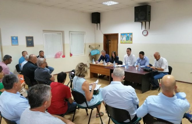 Gradiće se nova sportsko-rekreativna zona sa teniskim terenima, akva parkom, bazenima, hotelom...