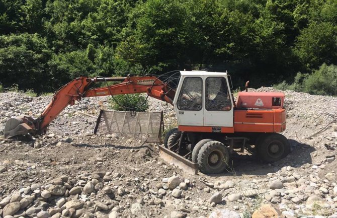 Nelegalne eksploatacije šljunka i pijeska na Limu i Ibru, podnijete prijave