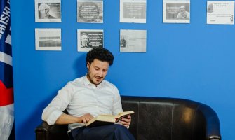 Abazović: Lakše je pobrojati one koji me nisu zvali ovih dana ali ja sam pogrešna adresa za „vještačko disanje