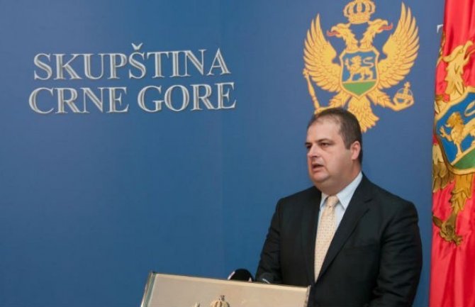 Nimanbegu: Pozdravljam dogovor, nijesam optimista